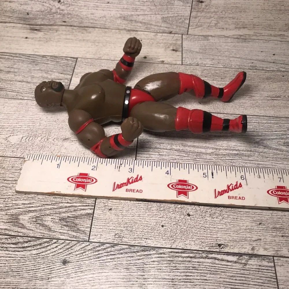 Vintage 1996 Ahmed Johnson Jakks Pacific‎ WWF Toy Wrestling Action Figure red